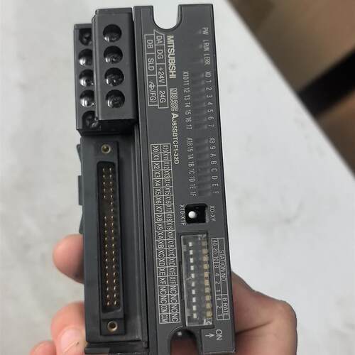 三菱CC-Link模块 AJ65SBTCF1-32D 一台
