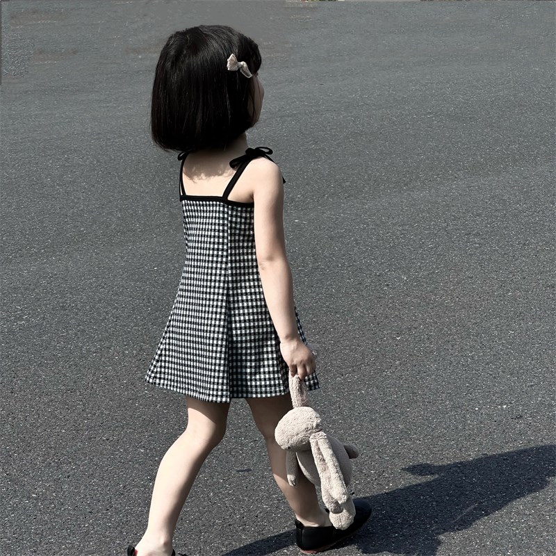 WONIU~好气质~女童黑格子系带A字裙女宝宝生日喜庆红色洋装夏季