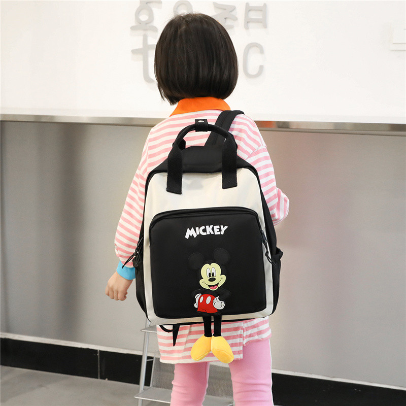 韩版一年级大容量书包女童休闲双肩包小学生轻便旅游男孩子背包潮