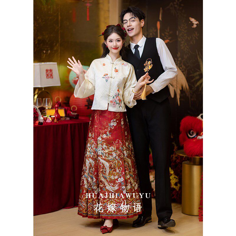 酒红色新娘敬酒服马面裙2025新款新中式订婚礼服出阁宴平时可穿女