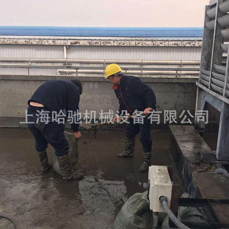 上海专业团队运营冷却水塔维修保养 清洗更换填料洒水管配件齐全
