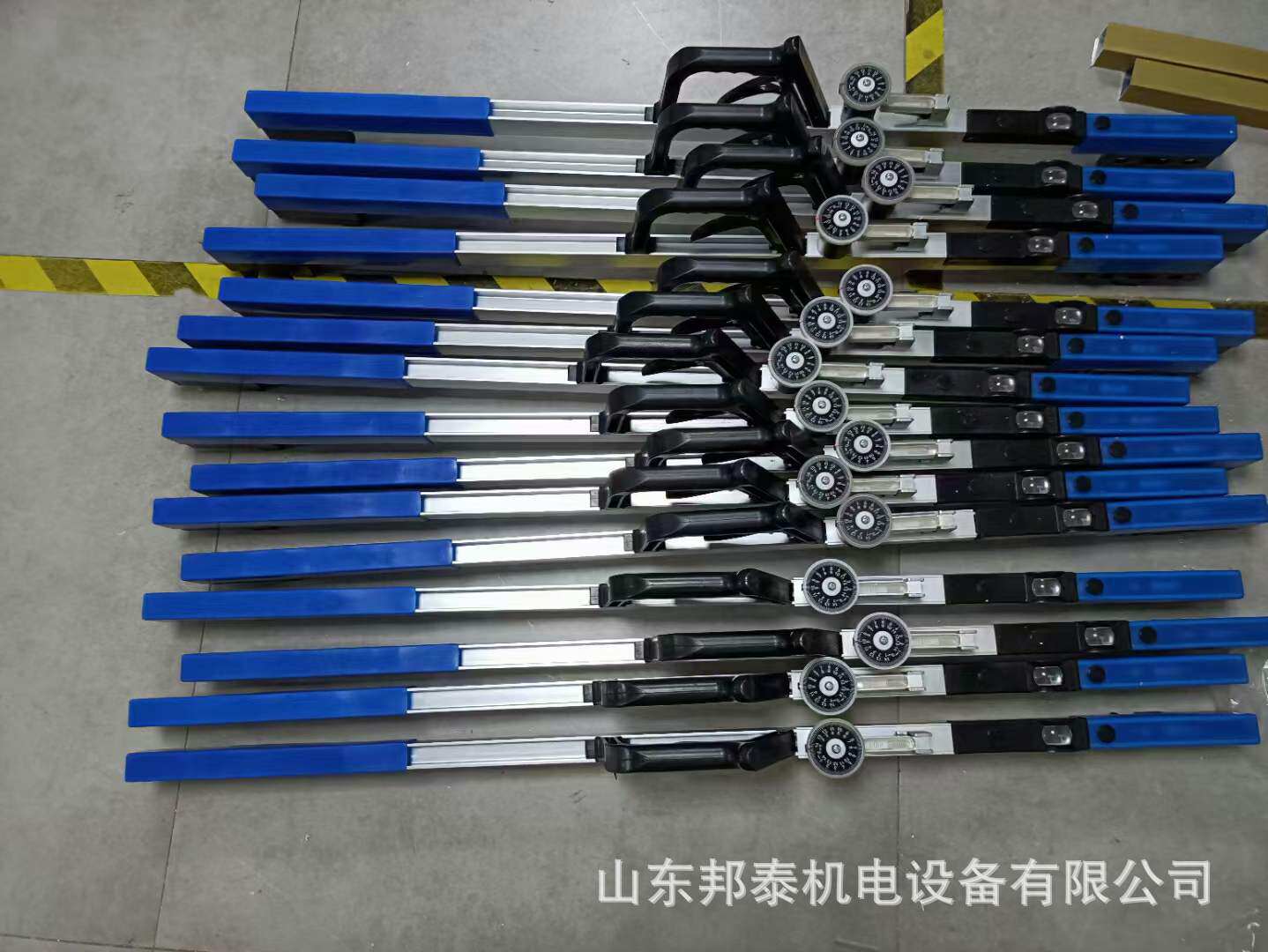 铁路轨道距离检查器 手持式数显轨道尺 1级电子式导轨水平测量器