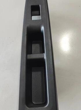 适用于11-14丰田Vitz玻璃升降开关面板74232-52570-C0（LH）