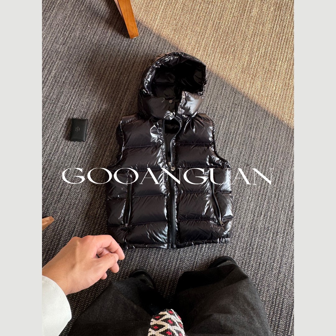 羽绒连帽可拆卸马甲背心2025FW