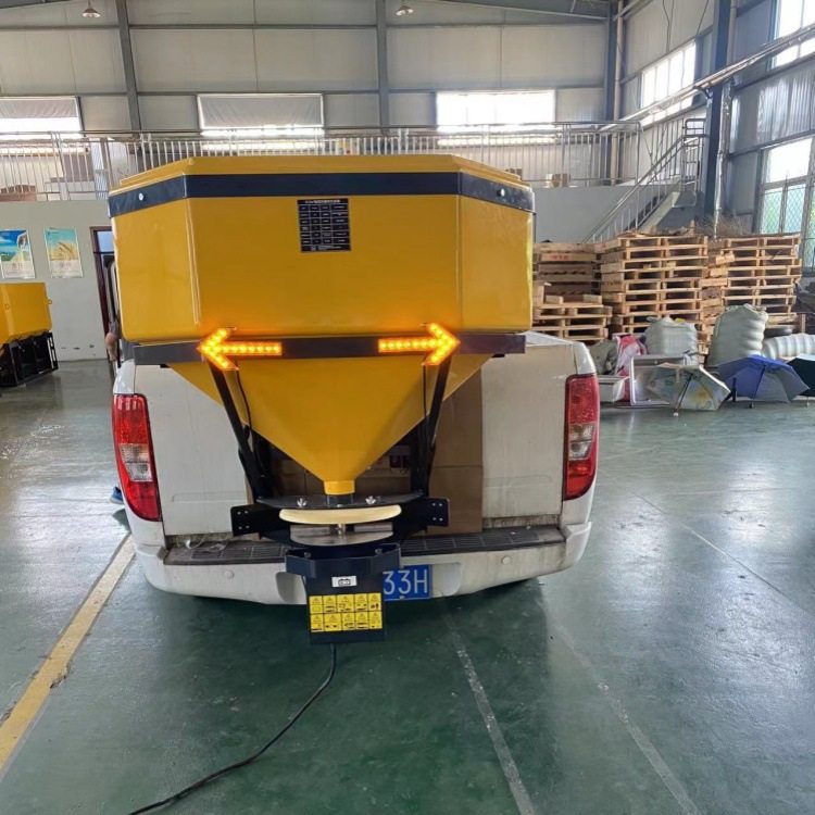 撒布宽度可调螺旋输送不锈钢电动撒布机 振动电机料仓大撒盐机,五金/工具,工程/建筑机械,淘宝优惠券,粉丝福利购,淘宝优惠卷