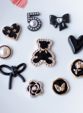 小香风黑色系小熊花朵蝴蝶鞋花高级感洞洞鞋鞋扣塑料材质可拆卸