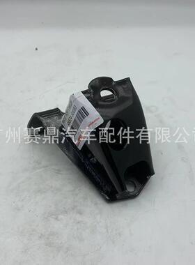 48829-60080适用于丰田兰德酷路泽LANDCRUISER左平衡杆支架