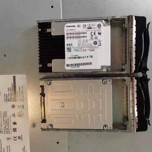 【】netapp LSI E2724 E5600 E5624 16TB SSD 111-02938 PX04SMQ1