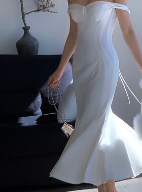 小丽白色一字肩吊带包臀连衣裙女春装显身材气质鱼尾长裙子