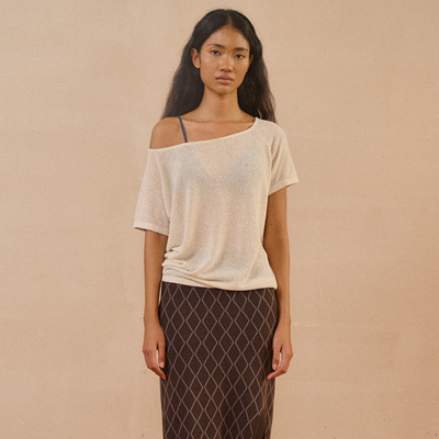 introutro亚麻圈圈纱斜肩短袖