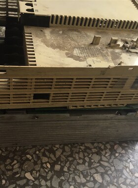 极速议价安川变频器,VU2A006B9FAA,用主板试上电报OPE01