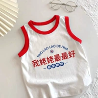 Красный воротник — лучшее для моей бабушки.