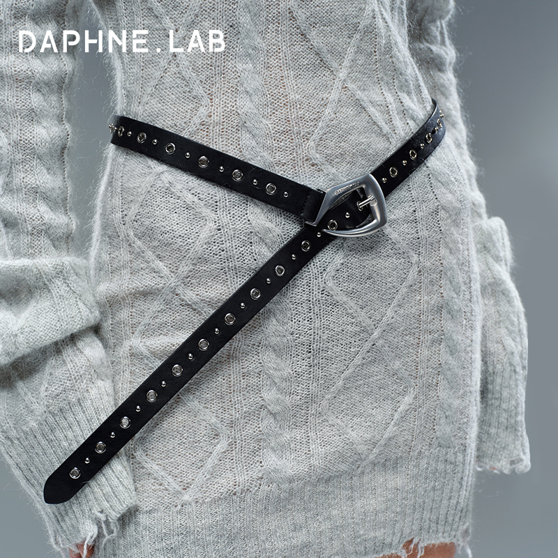 DAPHNELAB斜插打孔腰带