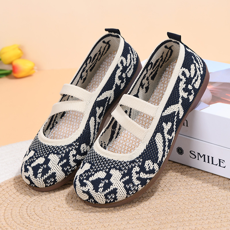 夏季新款老北京布鞋女浅口透气轻便妈妈鞋软底绣花一脚蹬休闲单鞋