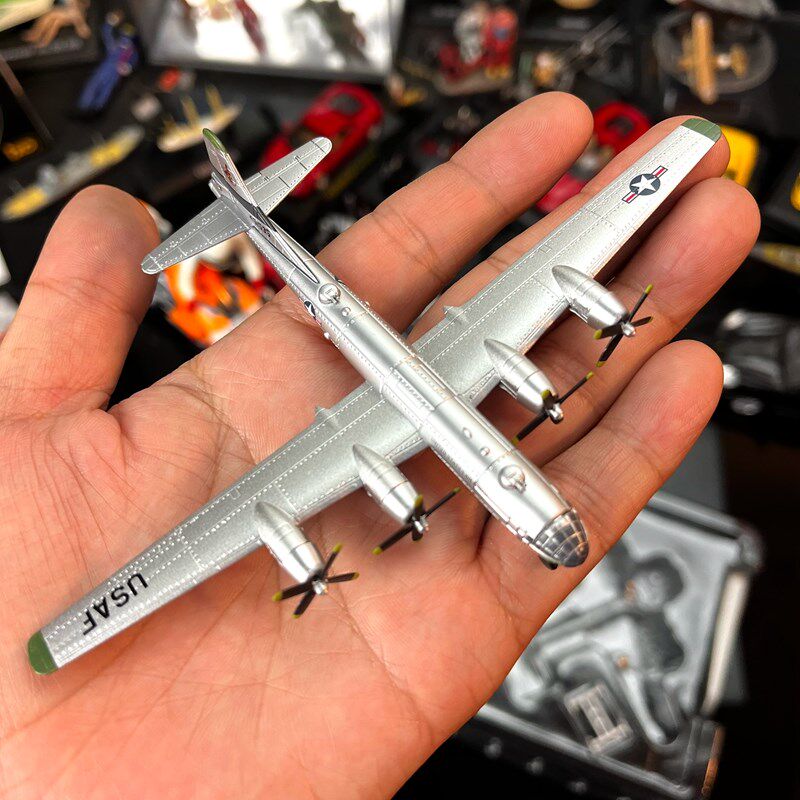 1:300合金飞机B29运输机空中堡垒成品金属模型螺旋桨可动配支架