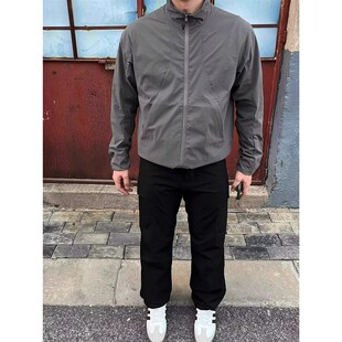 春夏季狼灰色宽松轻薄户外美式冲锋衣夹克男女生外套立领防晒衣男