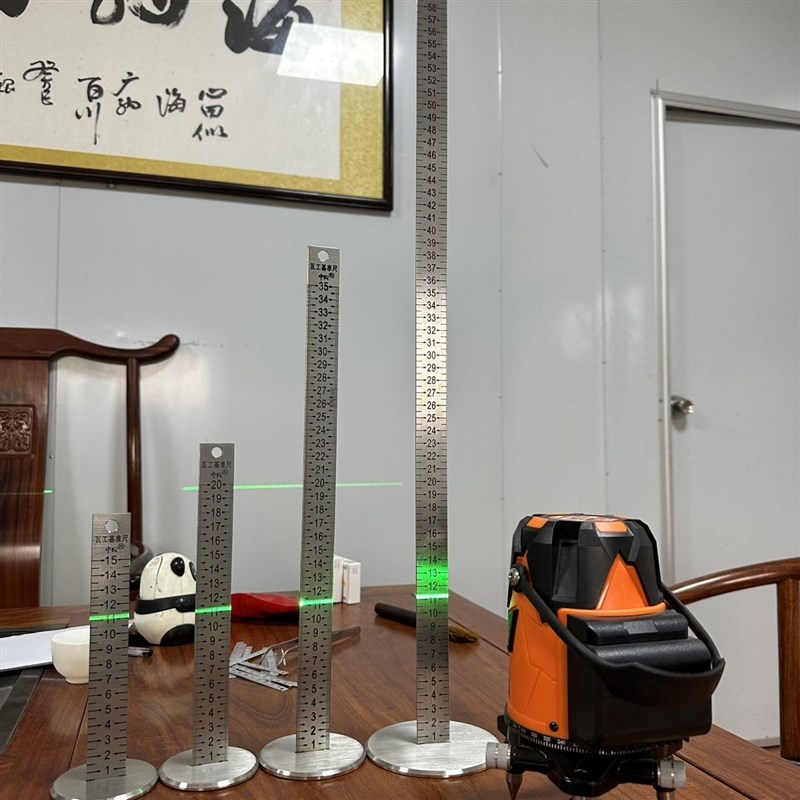 带座水平尺带底座尺子p装修水平尺贴砖基准尺激光水平仪伴侣瓦工
