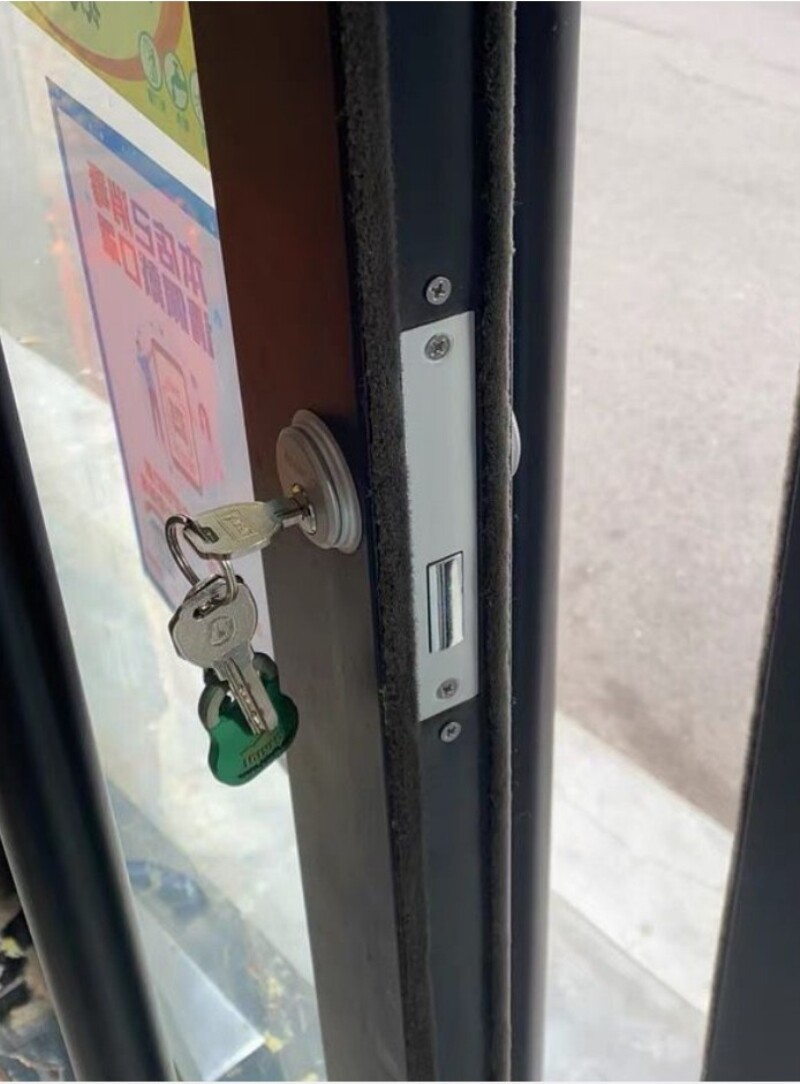 .铝合金门锁木门隐形地插锁带钥匙双面锁肯德基门锁有框玻璃门地