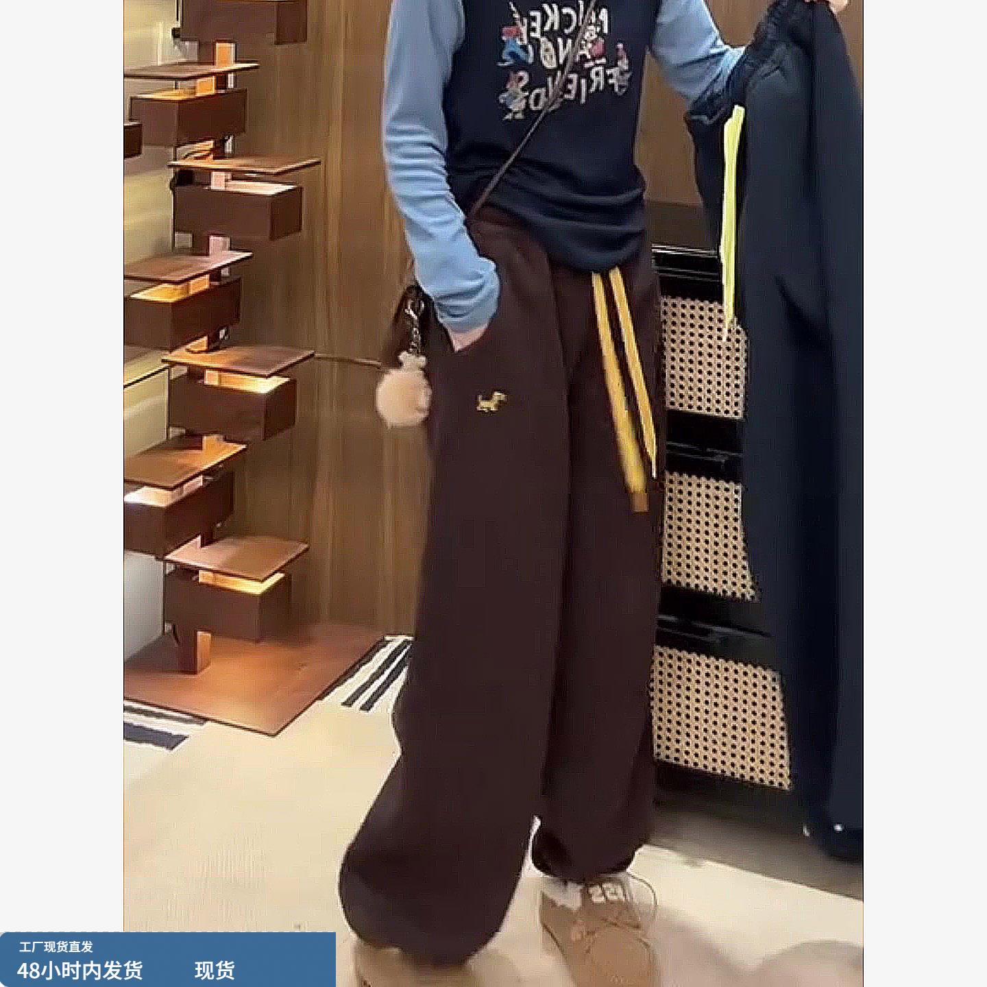 巧克力色加绒刺绣设计感弯刀休闲裤子女2025新款季秋冬抽绳休闲裤