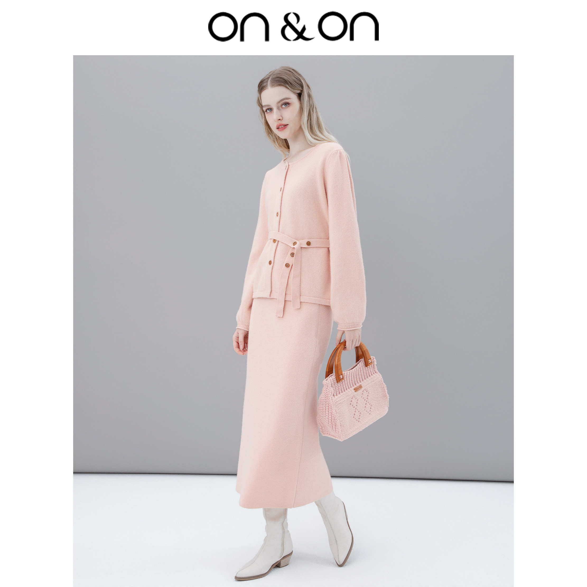 ON＆ON/安乃安韩系圆领减龄纯绵羊毛粉色针织绑带开衫+半裙套装