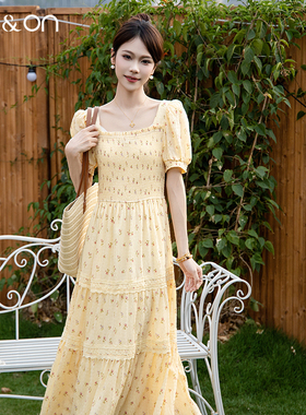 ON＆ON/安乃安2026春夏新款法式松紧腰波嬉收腰气质碎花连衣裙女