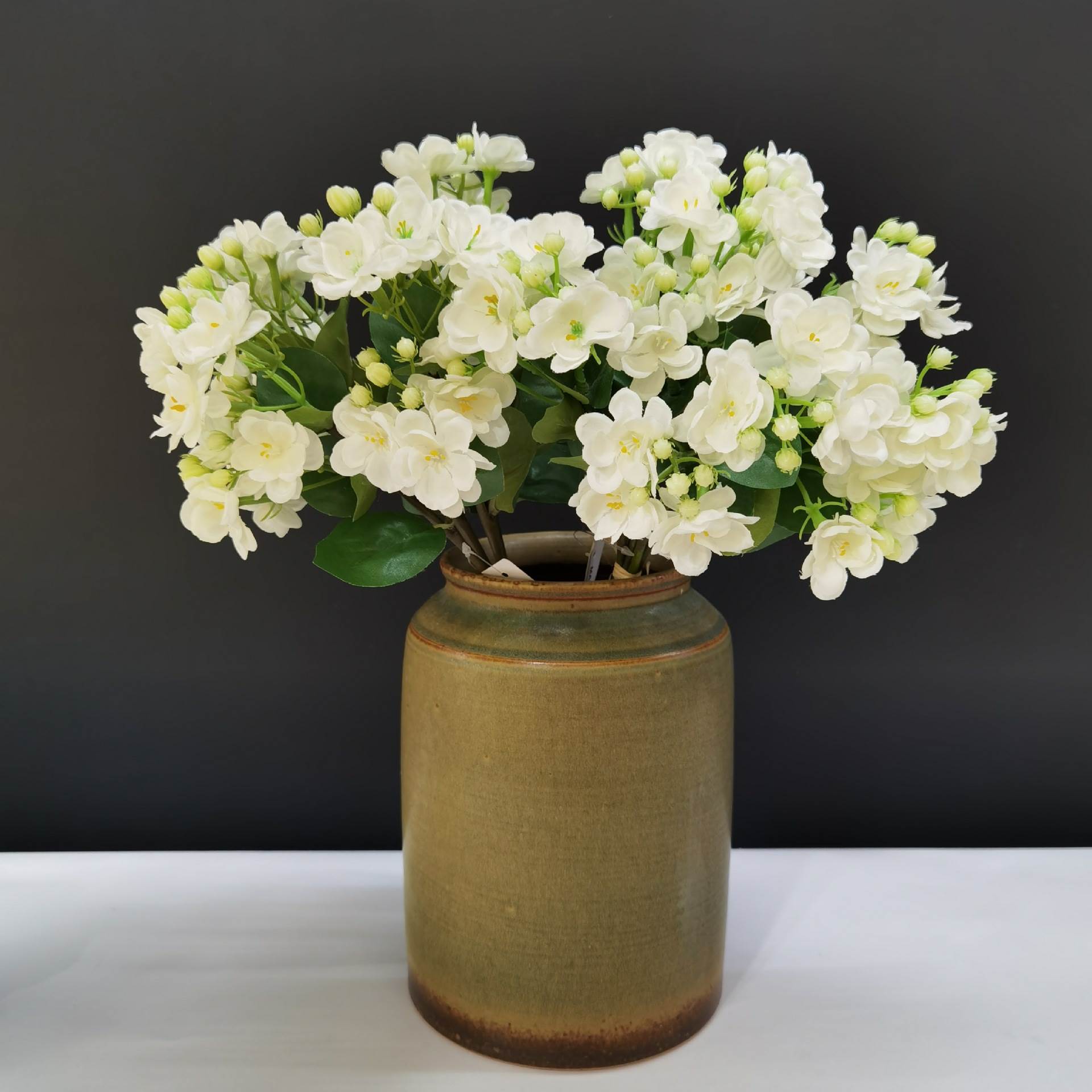 仿真6枝手扎茉莉花白色绢布假花家居摆件婚庆手捧花摄影道具装饰
