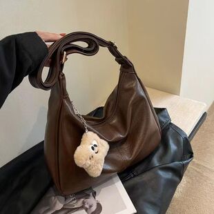 软皮休闲大容量通勤包高级感复古百搭单肩斜挎包 包包女士2024新款