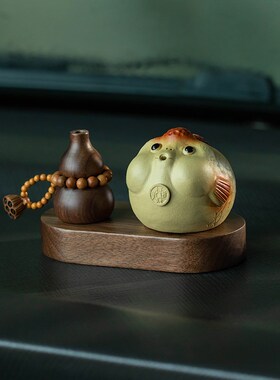 新品可爱精致鲤鱼小摆件财源步步高升汽I车中控台香薰摆件萌宠办