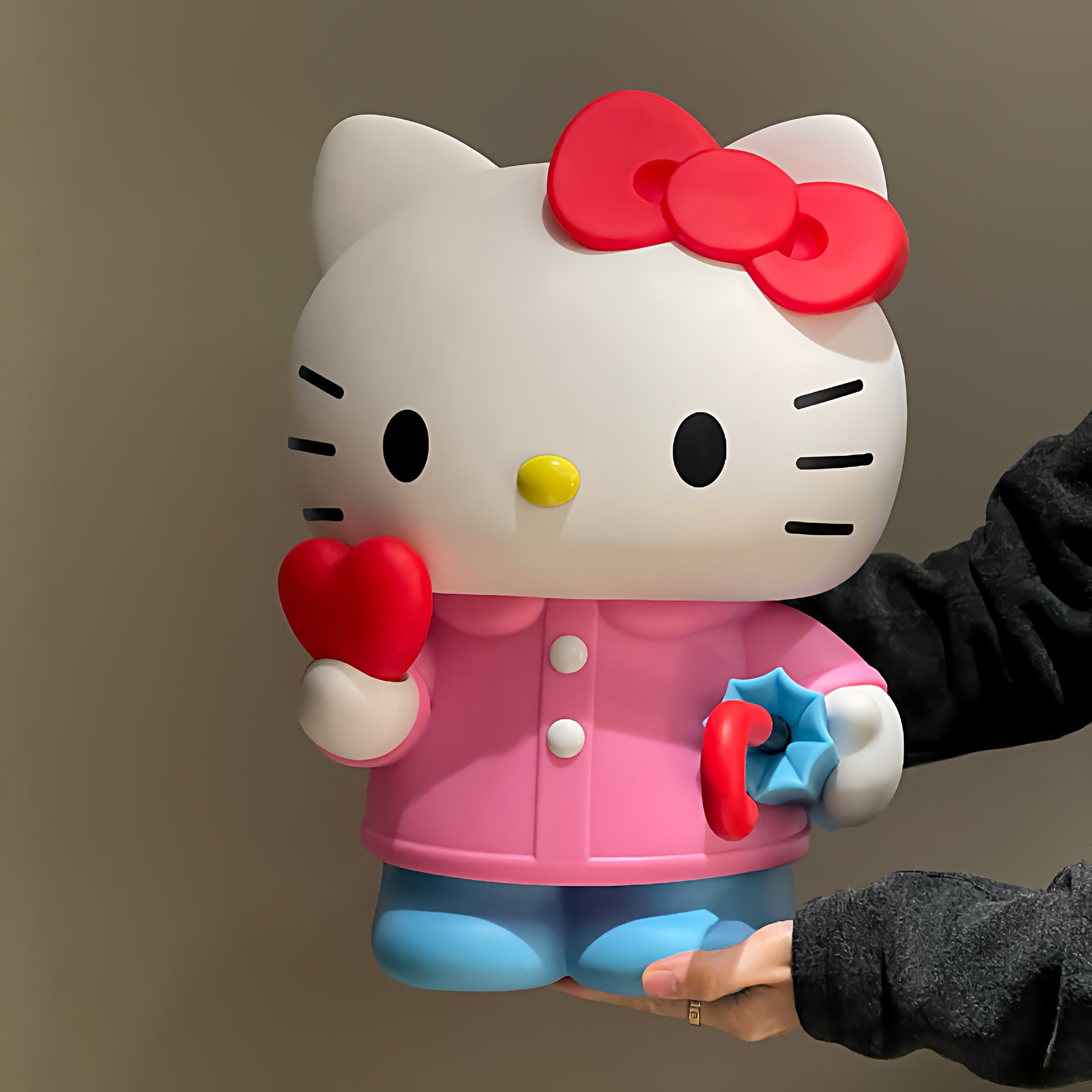 HelloKitty凯蒂猫存钱罐家居装饰桌面摆件玩具女孩儿童圣诞节礼物