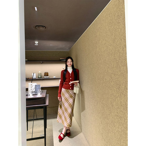 JeJuna红色麻花收腰开衫格子半裙