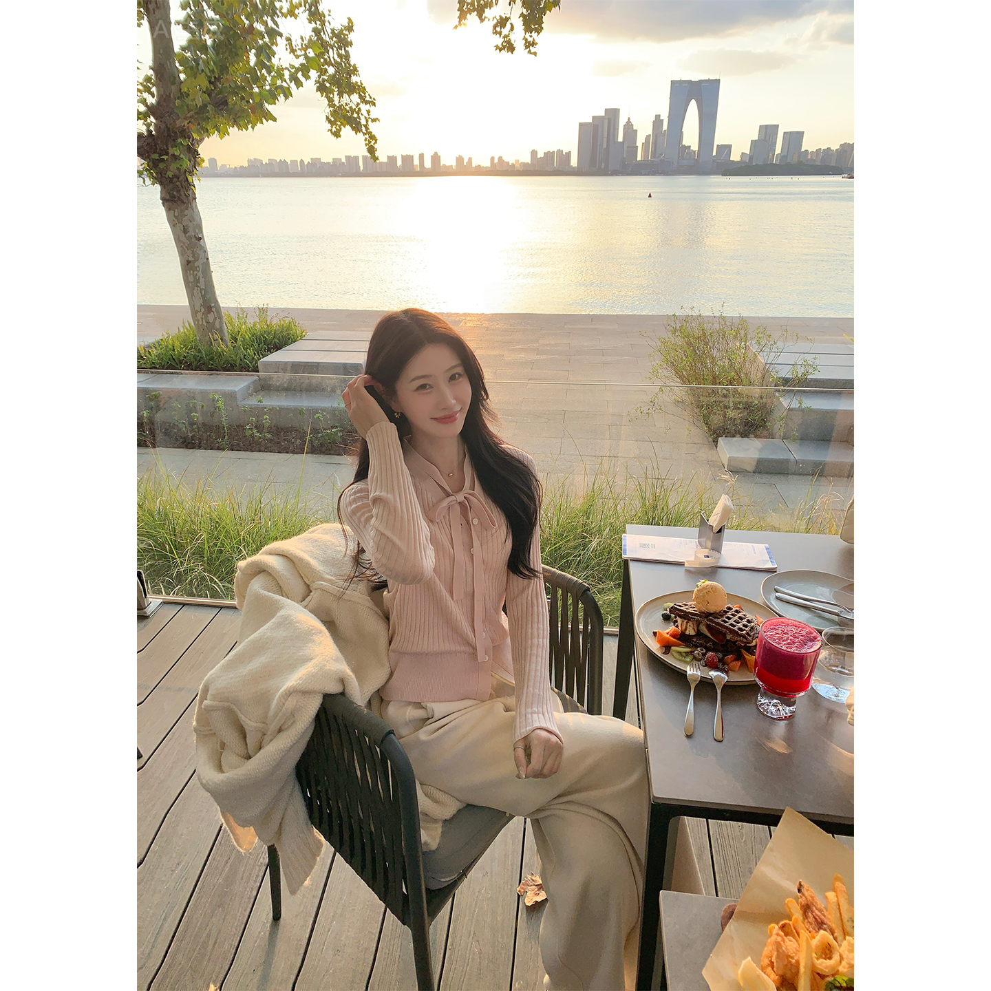 炸鸡欧尼JeJuna坑条针织衫v领