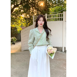 JeJuna炸鸡欧尼 茉莉白茶 温柔绿色花边衬衫白色长款半身裙两件套