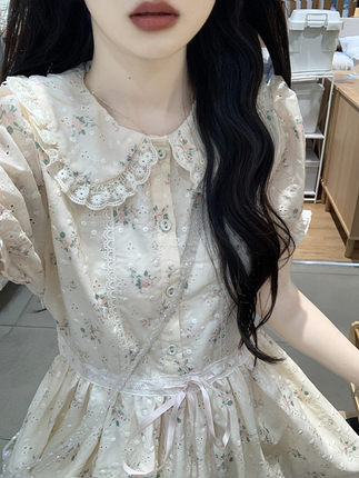 法式初恋刺绣碎花连衣裙女夏季蕾丝娃娃领气质甜美仙女温柔风长裙