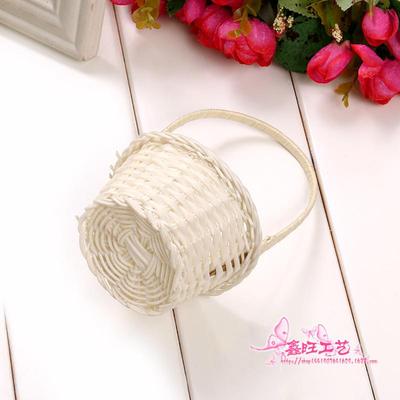 新款直销精美心型仿藤编织篮子小件杂物收纳篮时尚家居装饰摆件手