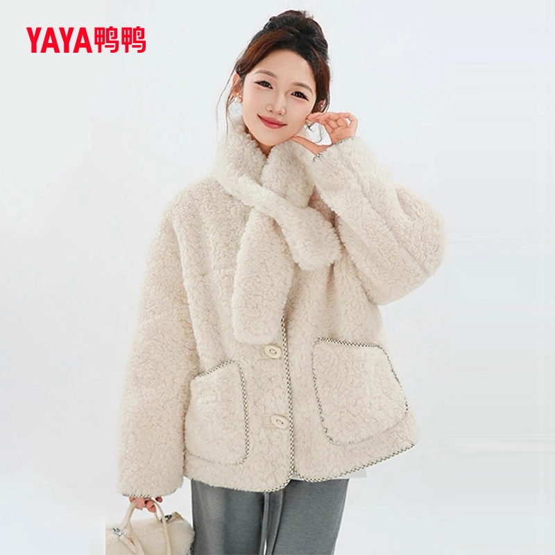 YAYA鸭鸭时尚羽绒服短款女法式厚款2025年冬季百搭立领羊糕毛外套