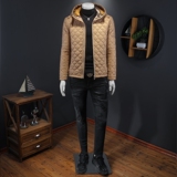2025秋冬男士菱格轻薄款修身连帽棉衣外套棉服6015-9906-P135卡其，男装棉衣，钱塘6015（原D203）