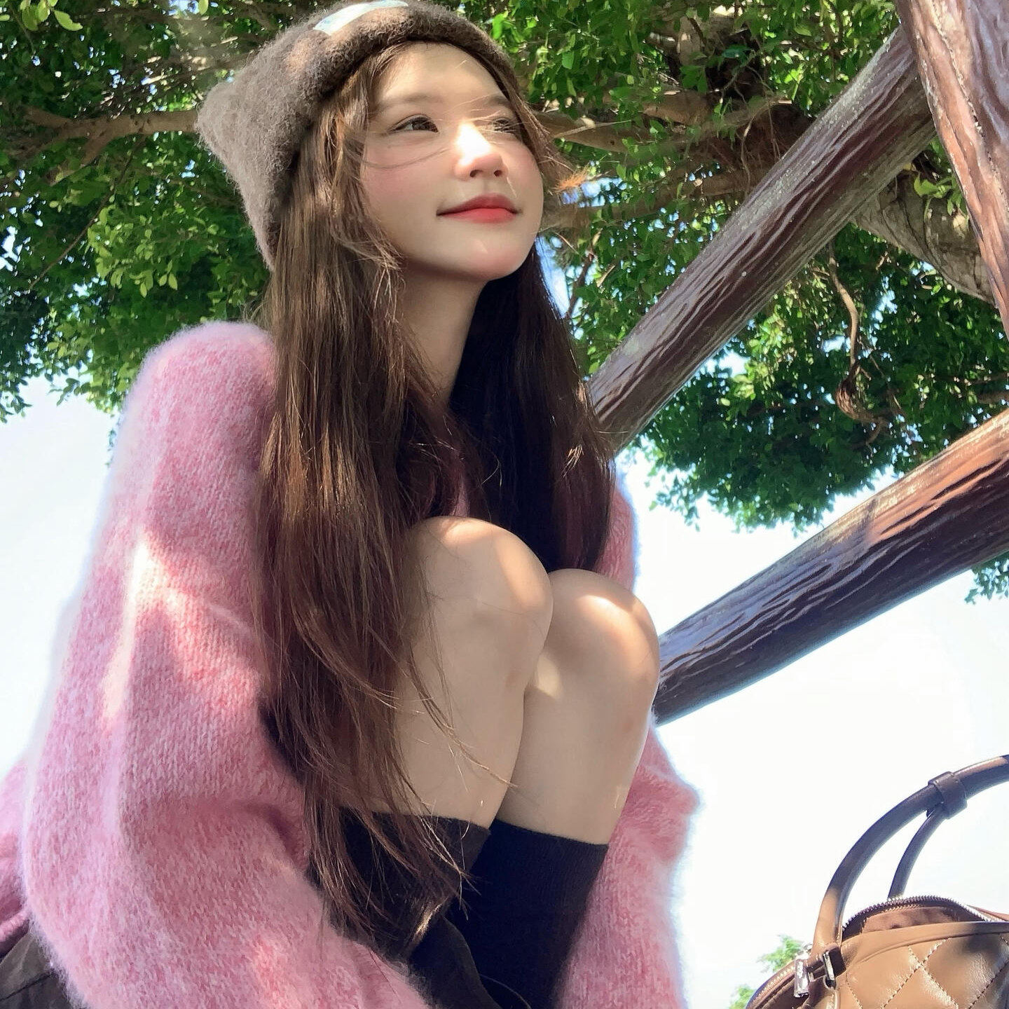 韩系温柔慵懒风粉色针织衫女2025款宽松松弛感秋冬软糯马海毛上衣