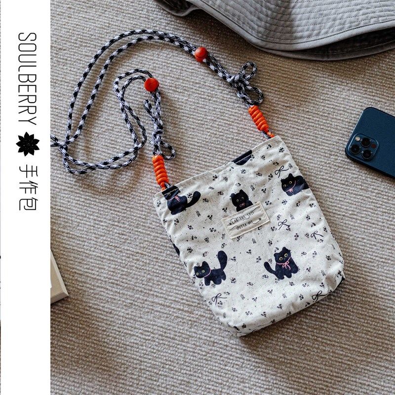 2024夏季手作手机包女斜挎小众散步小猫印花帆布包小号布包包甜美,箱包皮具/热销女包/男包,手机包,淘宝优惠券,粉丝福利购,淘宝优惠卷