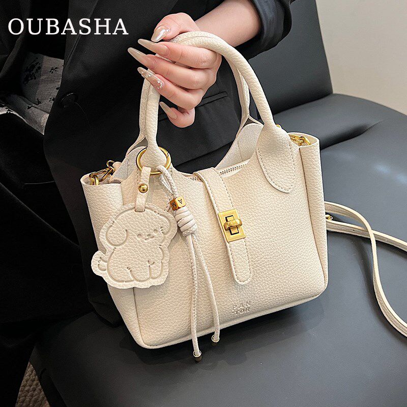 高级感轻奢超火小包包女式2025新款春夏手提小拎包小众斜挎水桶包