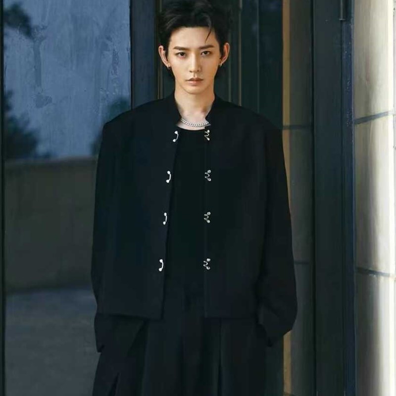 小众新中式立领短款西服无性别男女设计感外套男士衫外套夹克西装