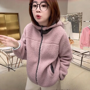 2025年冬季新款羊毛颗粒绒保暖防风舒适宽松撞色休闲连帽厚外套女