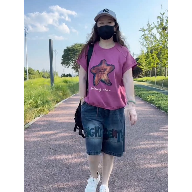 时尚休闲短袖套装女2026夏季新款洋气印花圆领T恤+百搭五分牛仔裤