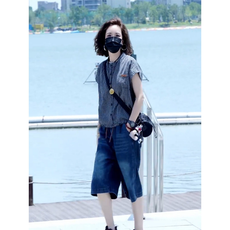 时尚两件套装女2026年夏季新款格子印花圆领短袖上衣+牛仔六分裤