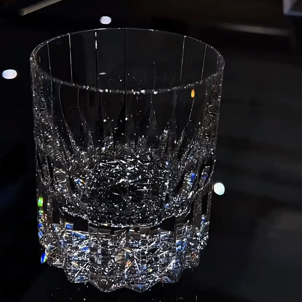 水晶玻璃杯高级感威士忌微醺酒杯家用高颜值漂亮艺术感聚会洋酒杯
