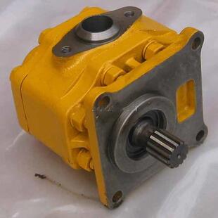D50推土机配件D53泵转向泵齿轮泵07427-72400