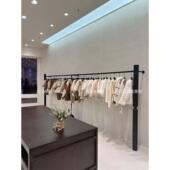 服装 商店展示架专用货 商店展示架墙黑色不锈钢衣轨侧衣架妇女服装