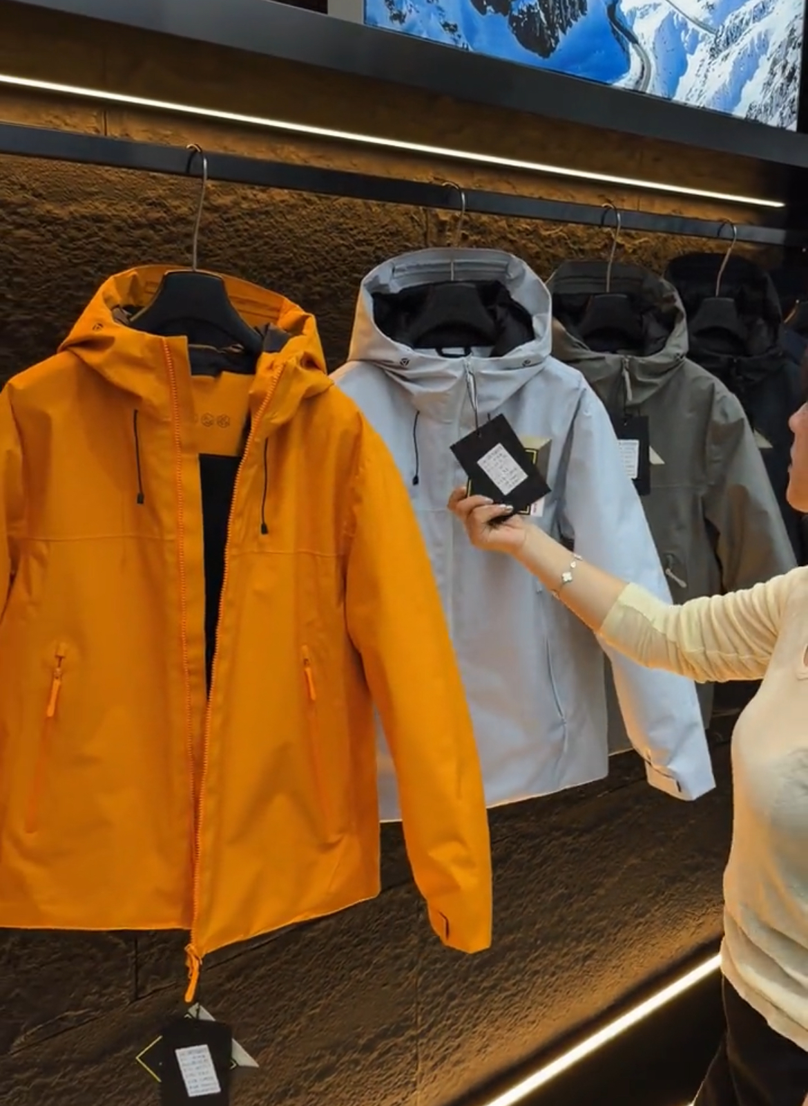 喜马拉雅林芝软壳羽绒服800蓬拒水鸭绒防风防水保暖外套户外登山