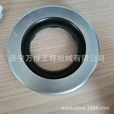 推土机D155A-6 油封  17A-50-42160