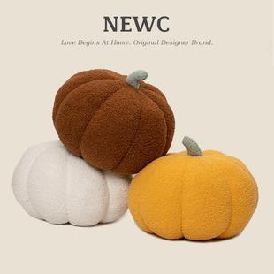 北欧轻奢小南瓜异形抱枕客厅沙发ins风可爱毛绒靠垫 NEWC新宸优品