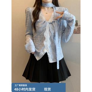 加码高端蕾丝V领衬衫,女性在秋天,胖Mm,苗条和美丽的衬衫,蓝